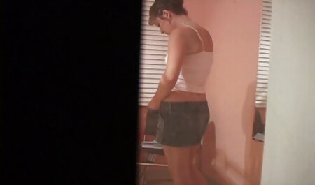 Sexy Teen Lesben, die sich gegenseitig deutsche alte sex filme ausziehen